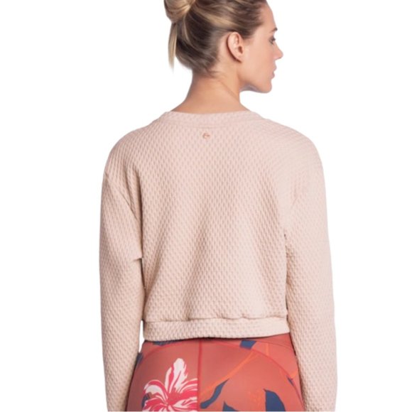 Maaji Noon Peach Quilted Cropped Sweatshirt Pink - Picture 3 of 10